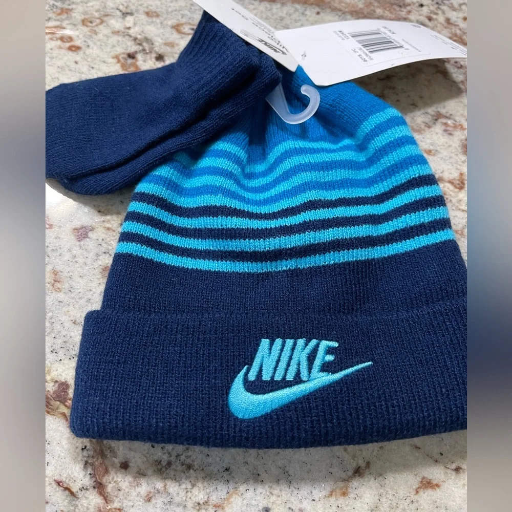 Nike Blue Baby Boy Beanie Hat And Mittens Set  Size 12/24 Months New